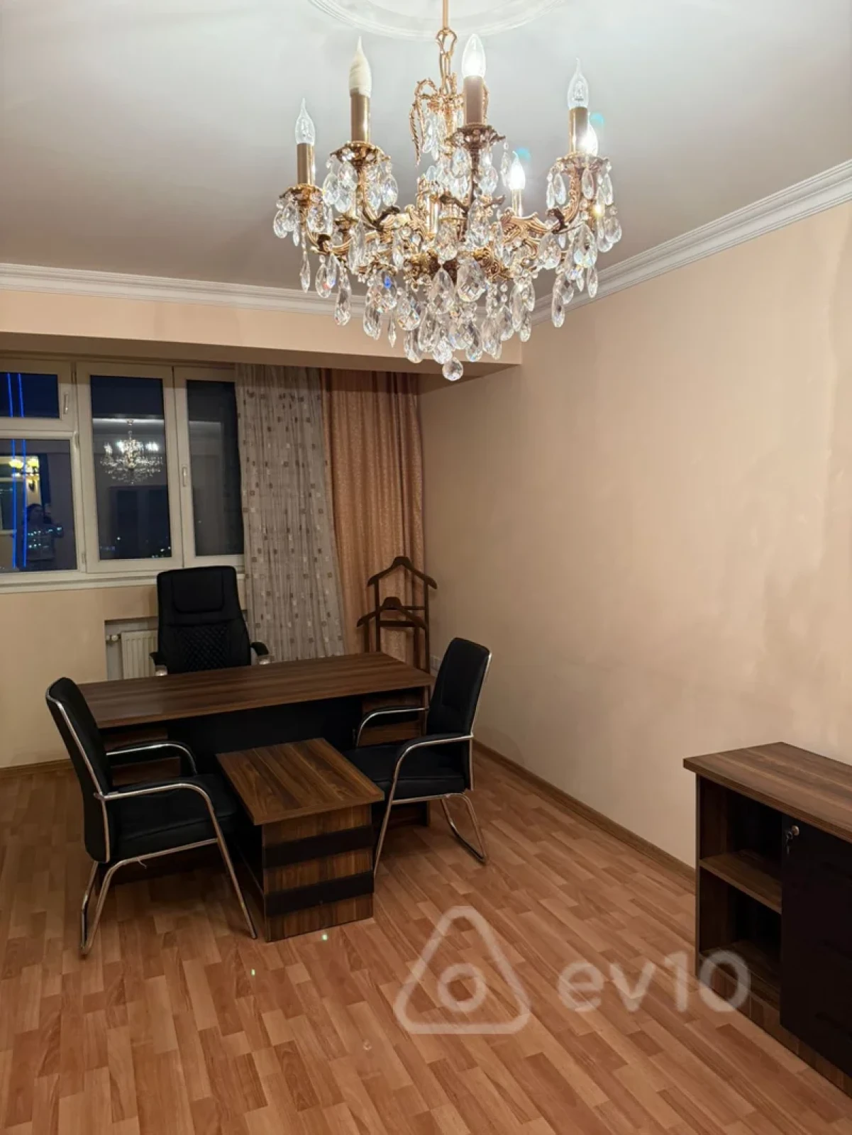 Kirayə verilir 3 otaqlı ofis 80 m²