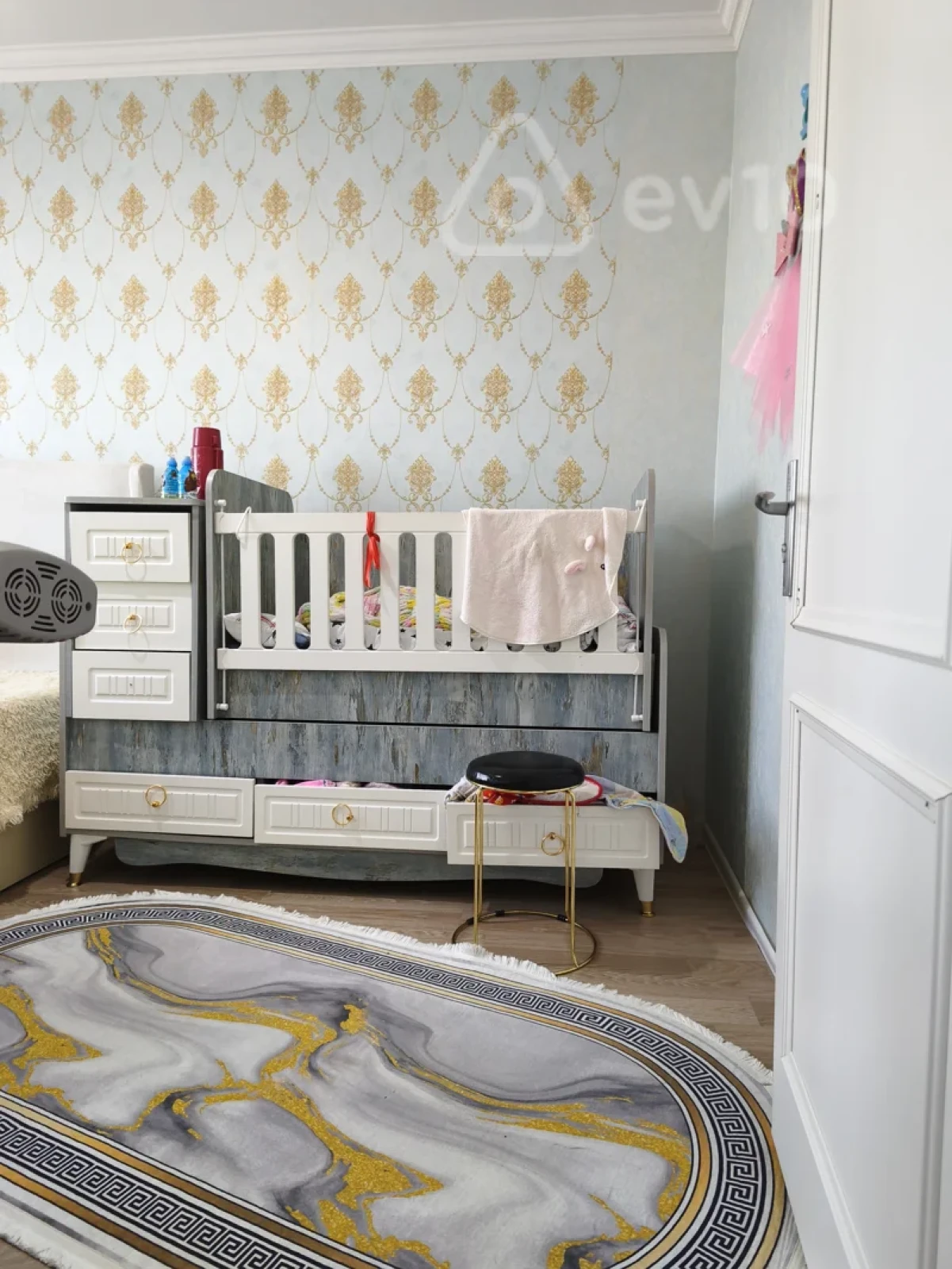 Satılır 4 otaqlı həyət evi 120 m²