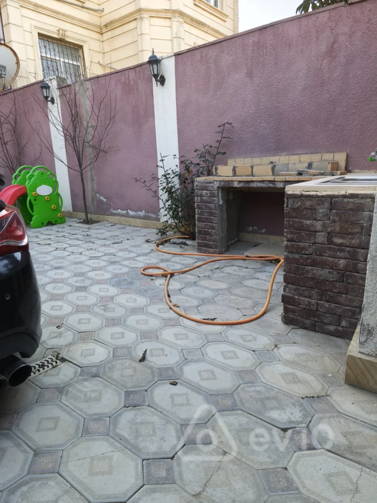 Satılır 4 otaqlı həyət evi 120 m²