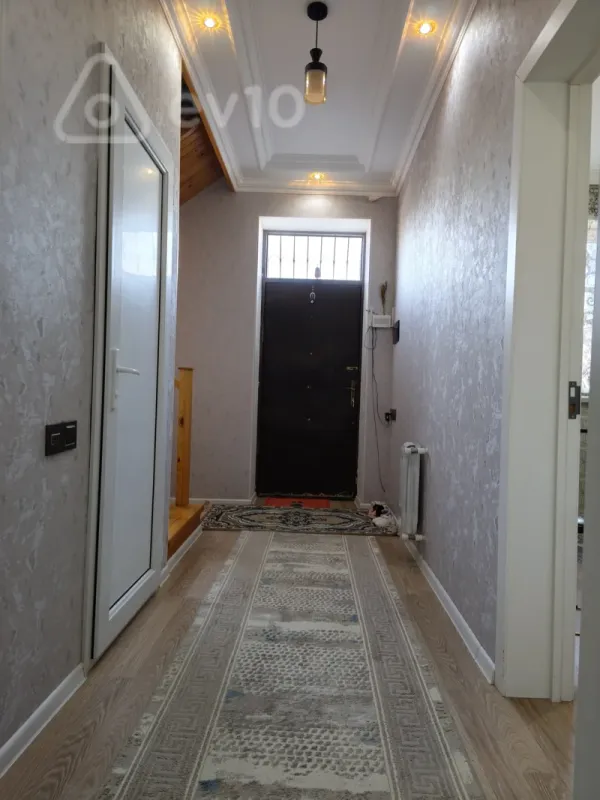 Satılır 4 otaqlı həyət evi 120 m²