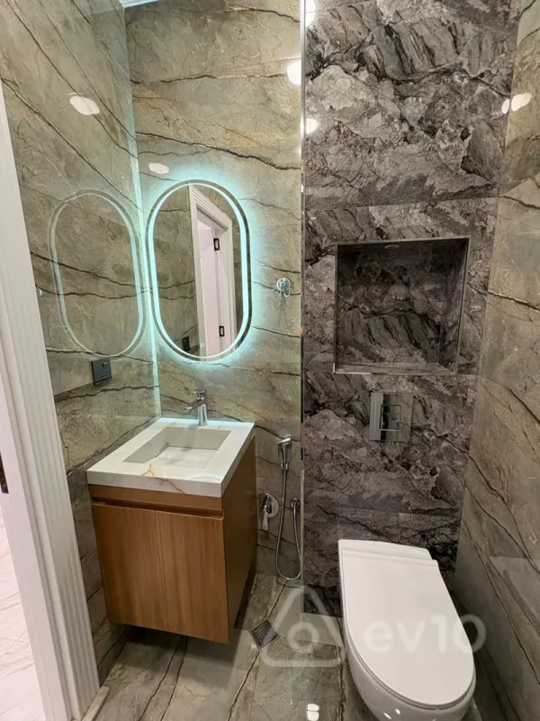 Kirayə verilir 3 otaqlı yeni tikili 140 m²