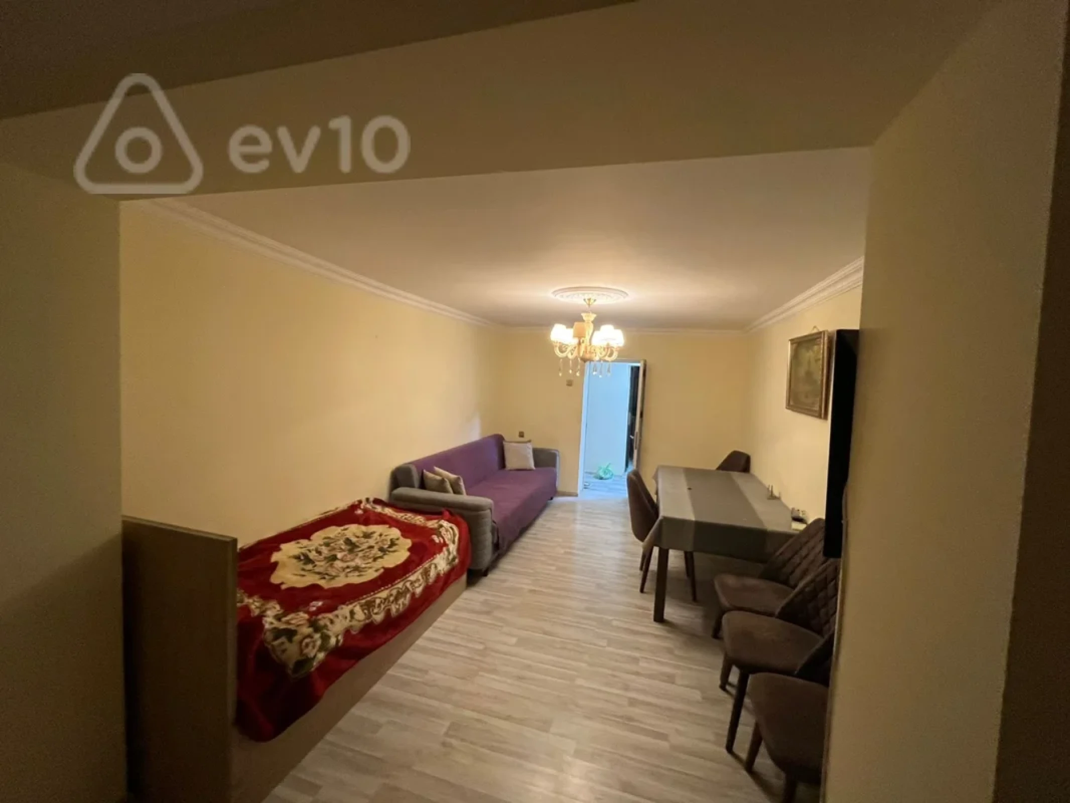 Kirayə verilir 3 otaqlı köhnə tikili 75 m²