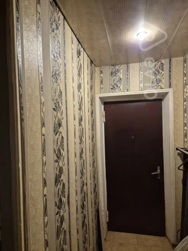 Kirayə verilir 2 otaqlı köhnə tikili 50 m²