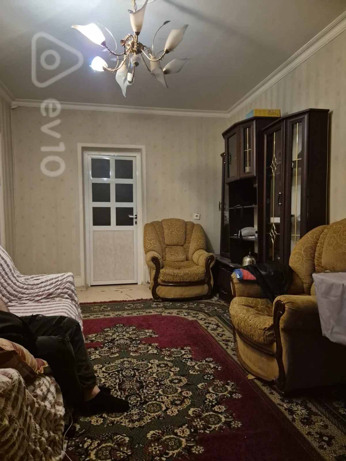 Kirayə verilir 2 otaqlı köhnə tikili 50 m²