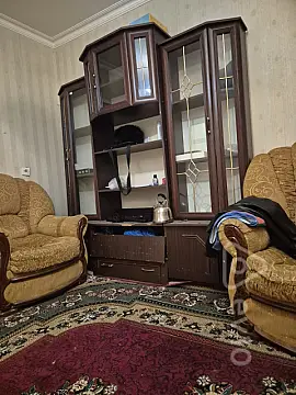 Kirayə verilir 2 otaqlı köhnə tikili 50 m²