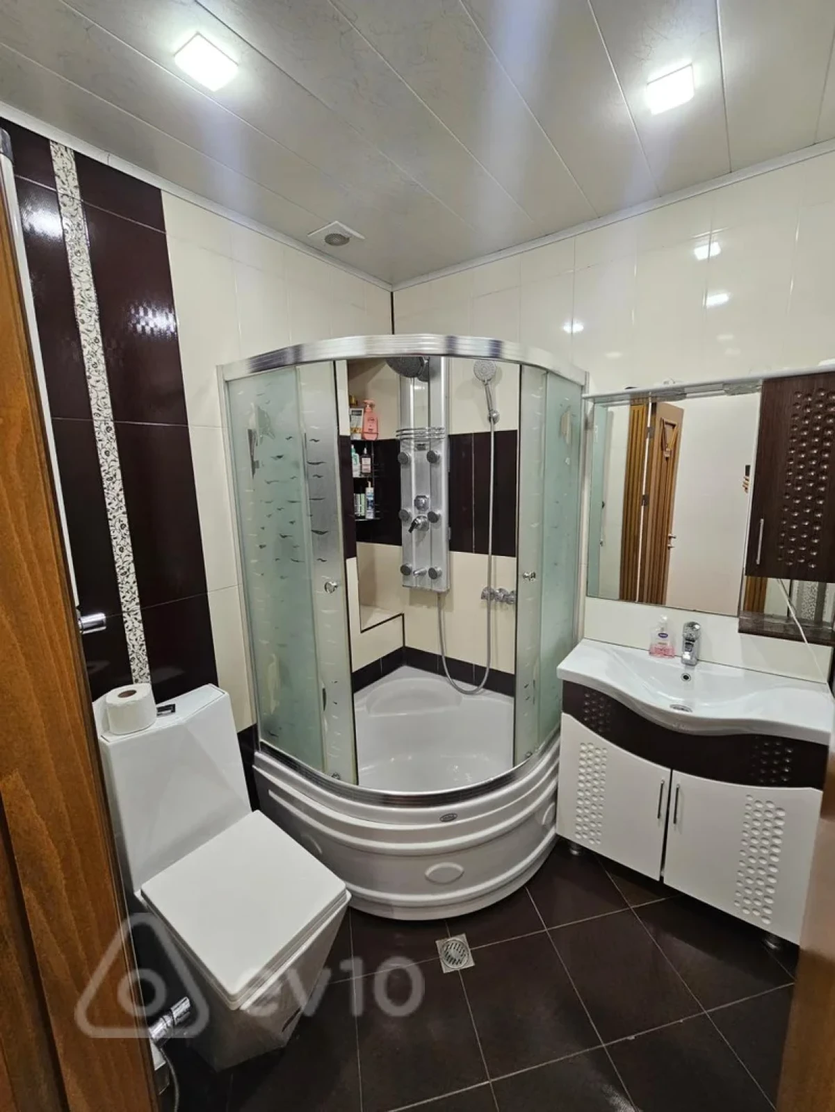 Kirayə verilir 2 otaqlı yeni tikili 80 m²