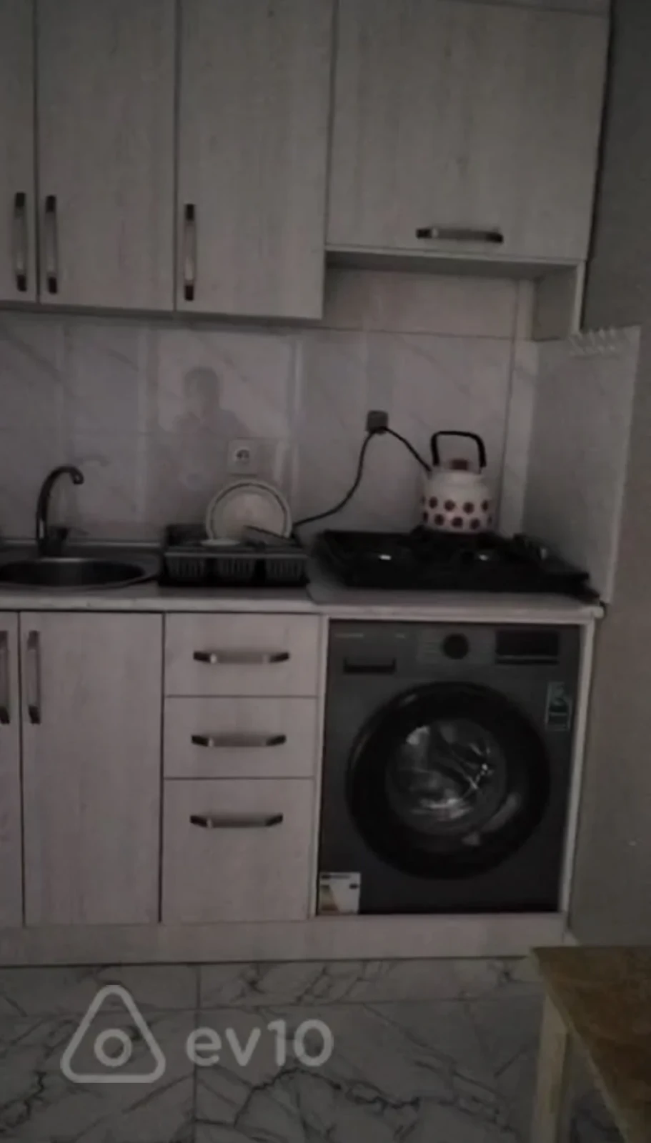 Kirayə verilir 2 otaqlı yeni tikili 55 m²