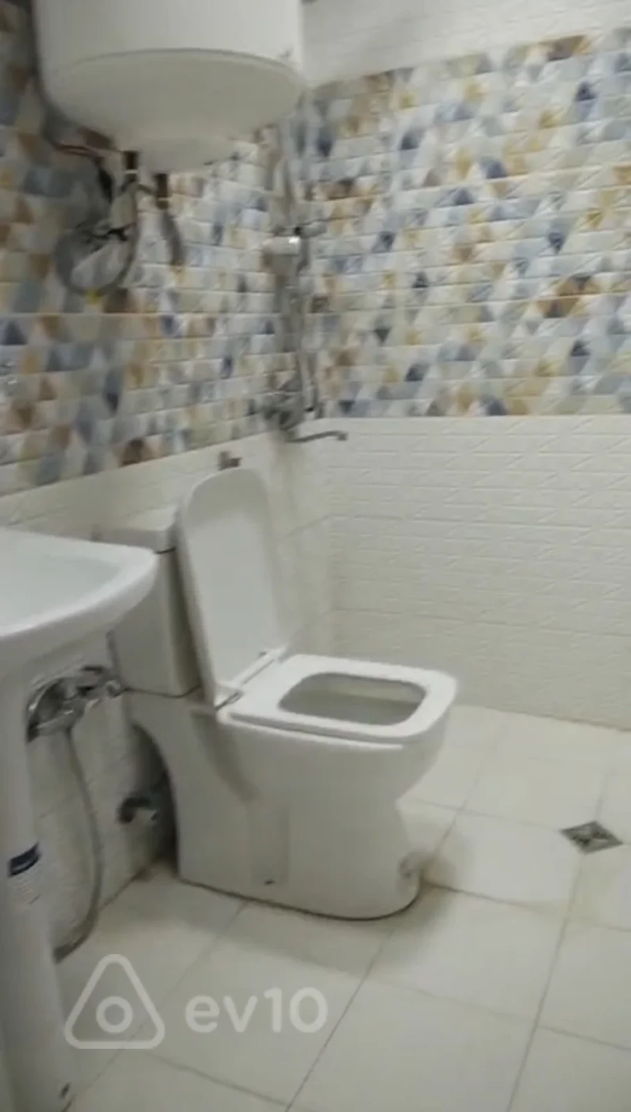 Kirayə verilir 2 otaqlı yeni tikili 55 m²
