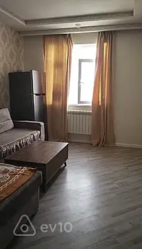 Kirayə verilir 2 otaqlı yeni tikili 55 m²