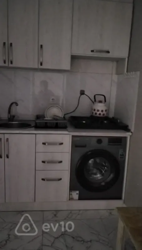 Kirayə verilir 2 otaqlı yeni tikili 55 m²