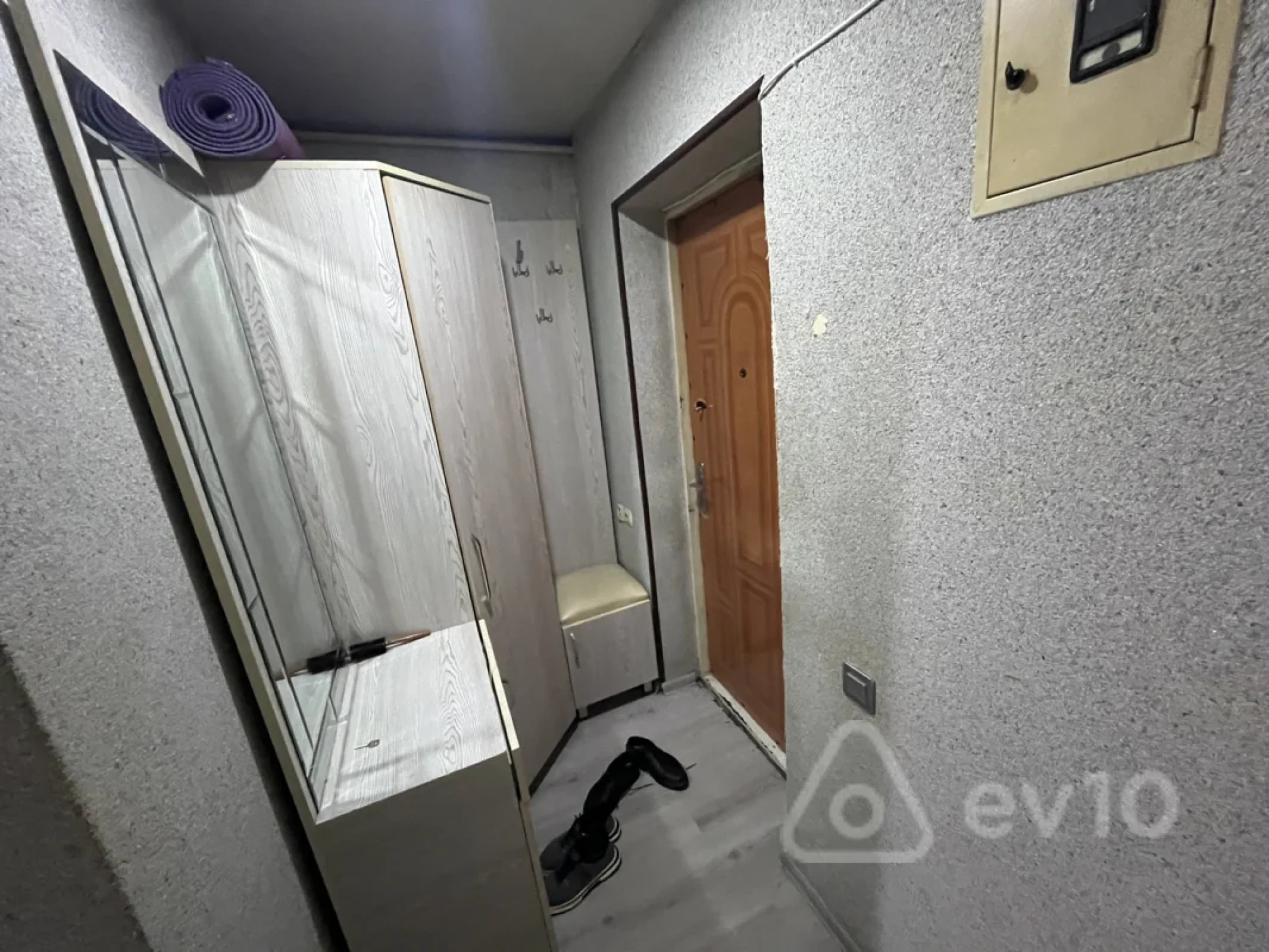 Kirayə verilir 2 otaqlı köhnə tikili 70 m²