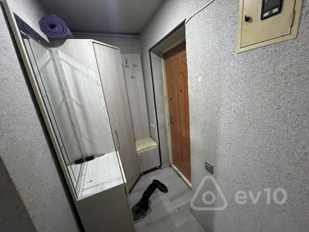 Kirayə verilir 2 otaqlı köhnə tikili 70 m²