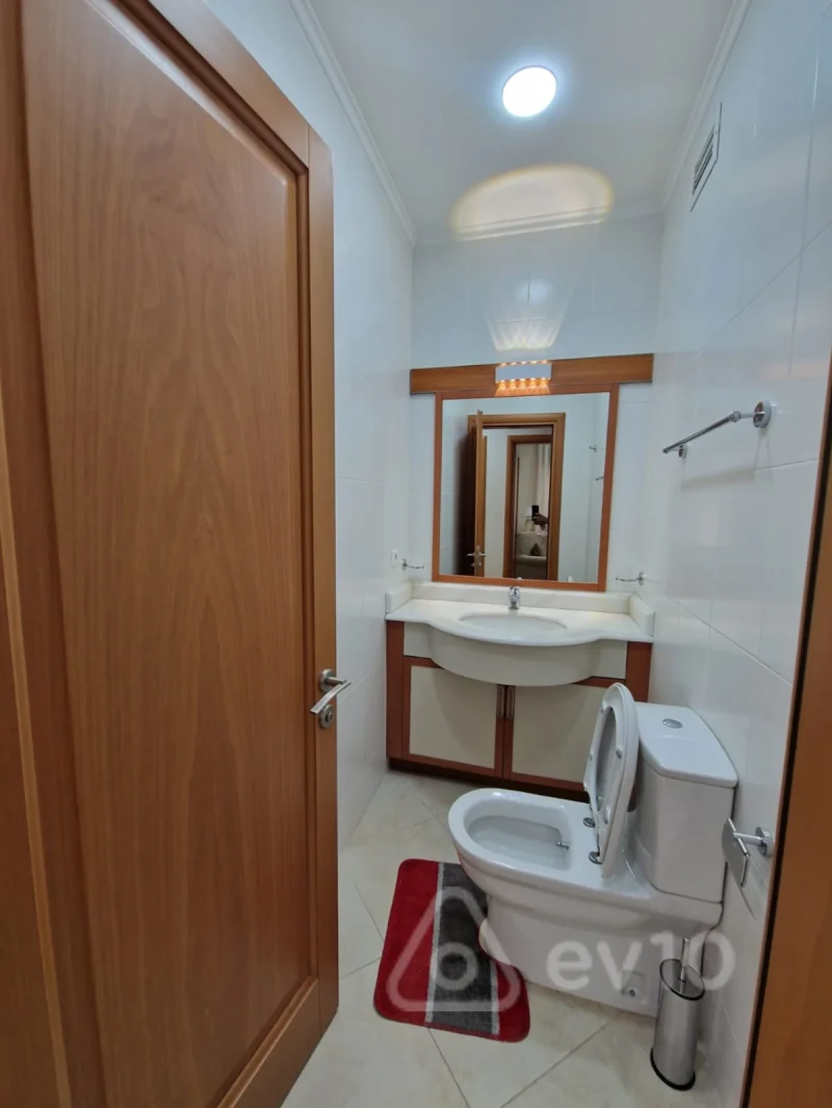 Kirayə verilir 4 otaqlı yeni tikili 170 m²