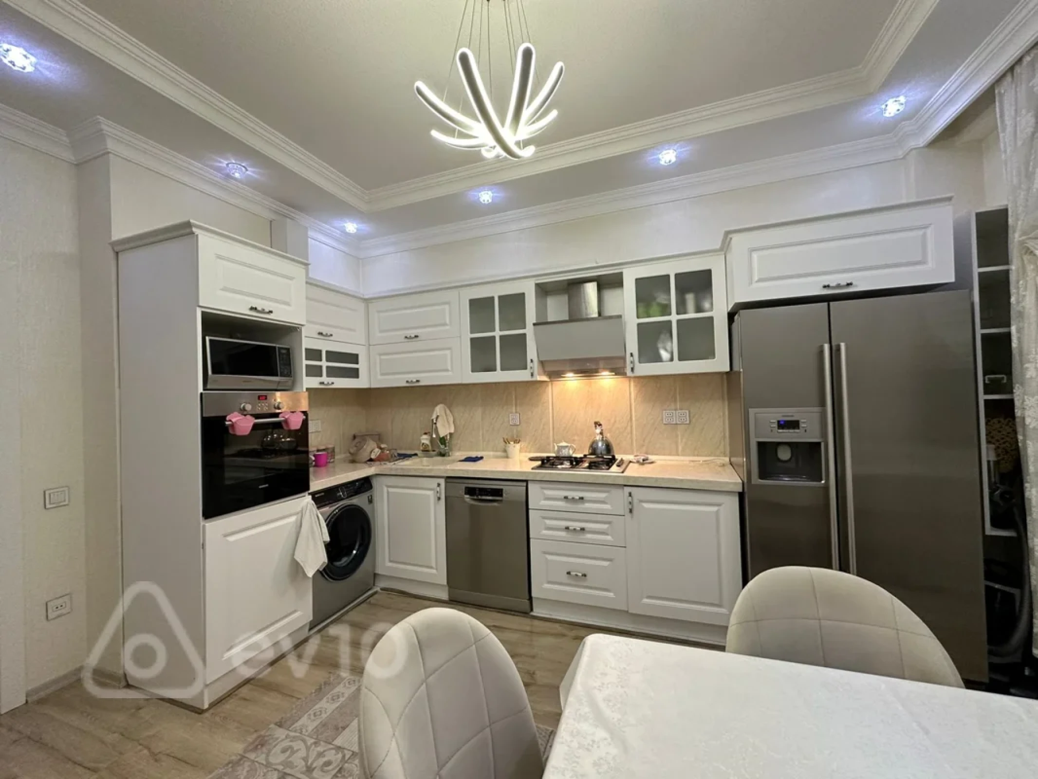 Kirayə verilir 2 otaqlı yeni tikili 112 m²