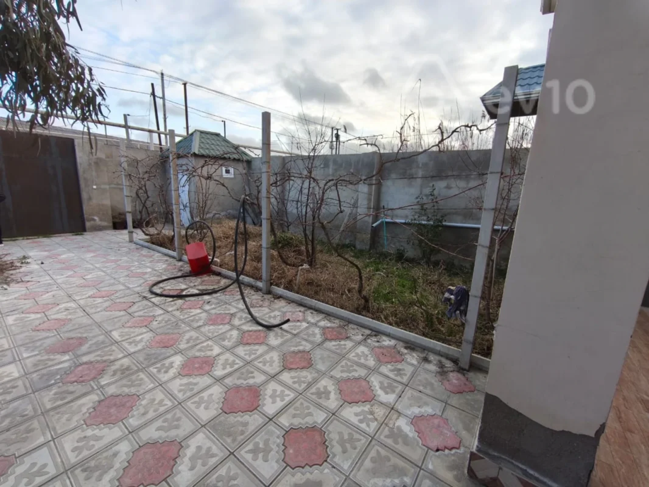 Kirayə verilir 3 otaqlı həyət evi 75 m²