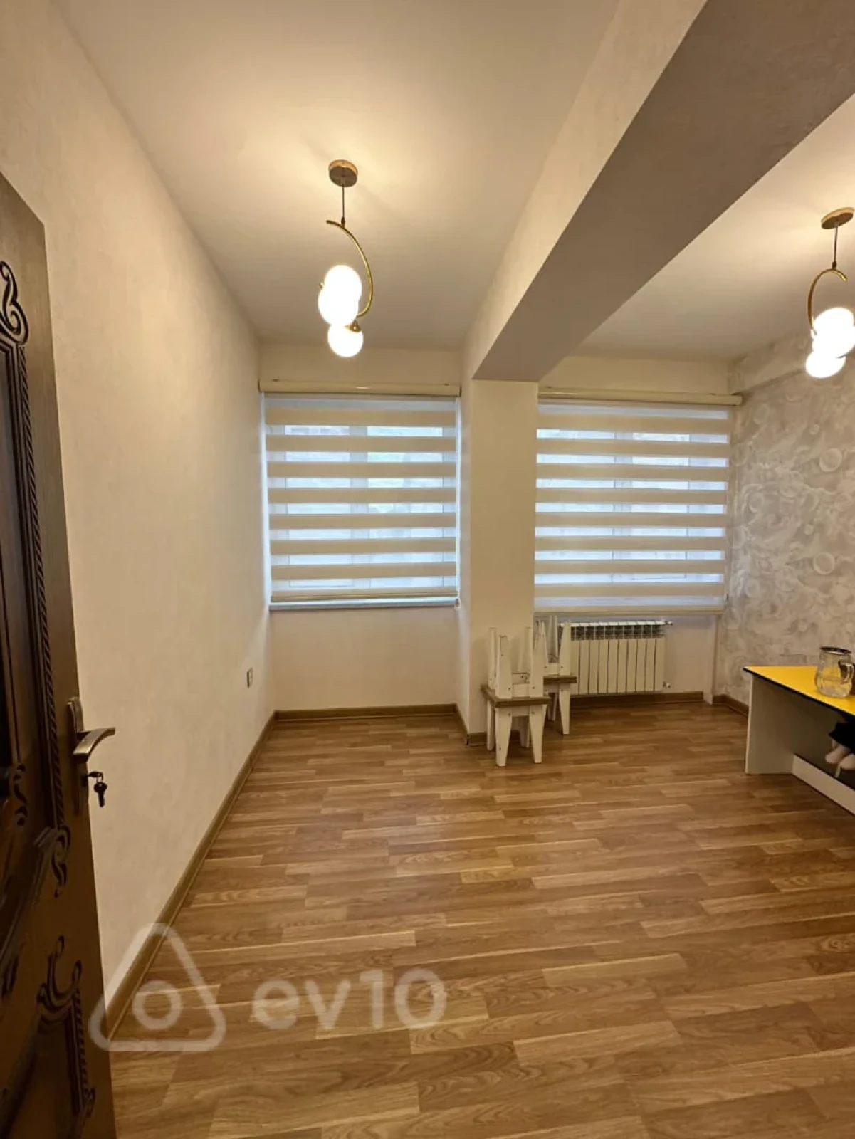 Satılır 3 otaqlı yeni tikili 110 m²