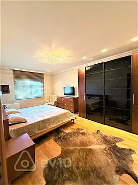 Kirayə verilir 4 otaqlı yeni tikili 170 m²