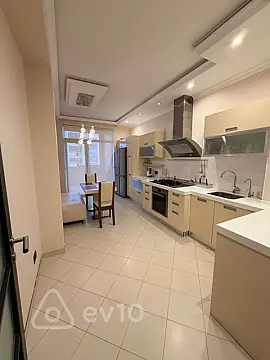 Satılır 4 otaqlı yeni tikili 147 m²