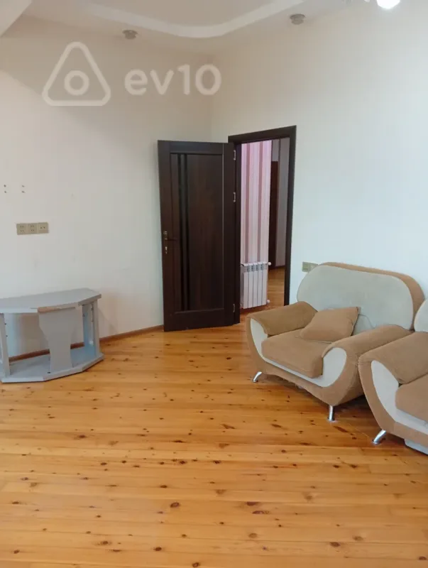 Kirayə verilir 2 otaqlı yeni tikili 60 m²
