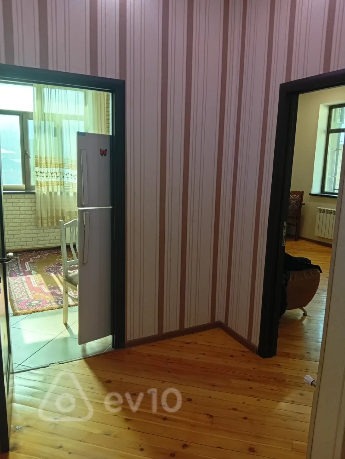 Kirayə verilir 2 otaqlı yeni tikili 60 m²