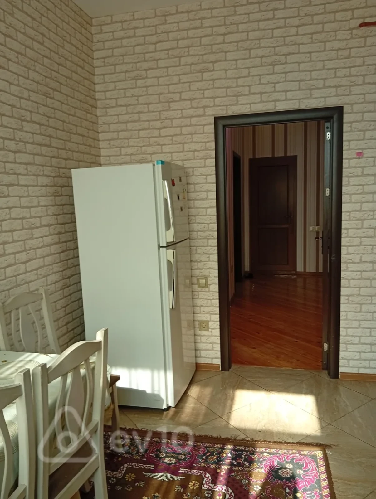 Kirayə verilir 2 otaqlı yeni tikili 60 m²
