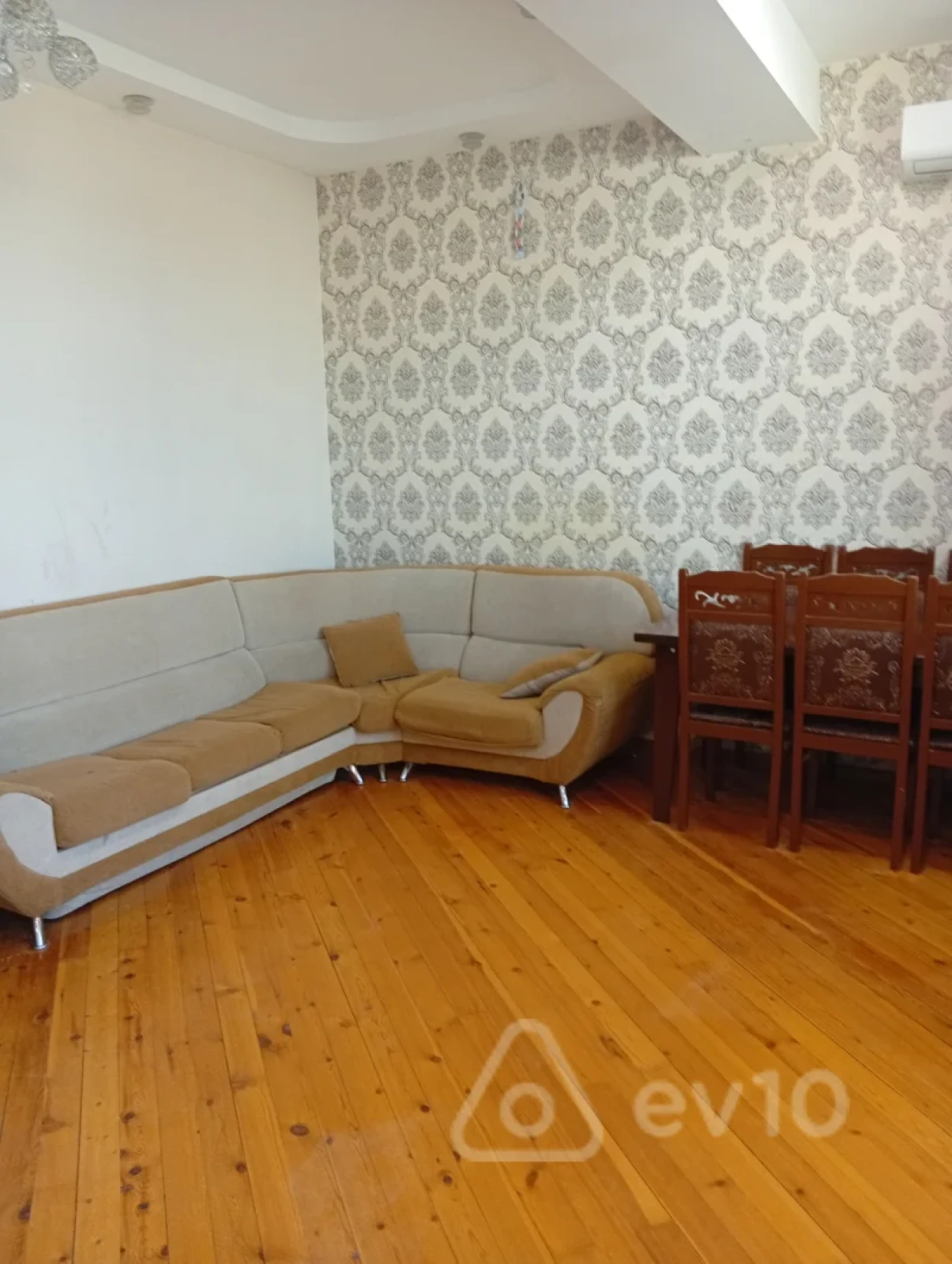 Kirayə verilir 2 otaqlı yeni tikili 60 m²