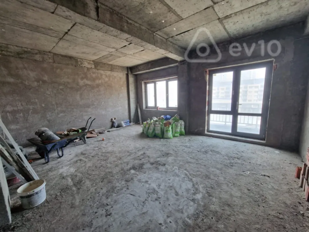 Satılır 5 otaqlı yeni tikili 222 m²