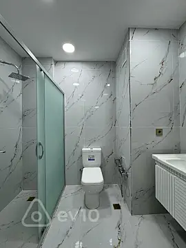 Satılır 2 otaqlı yeni tikili 50 m²