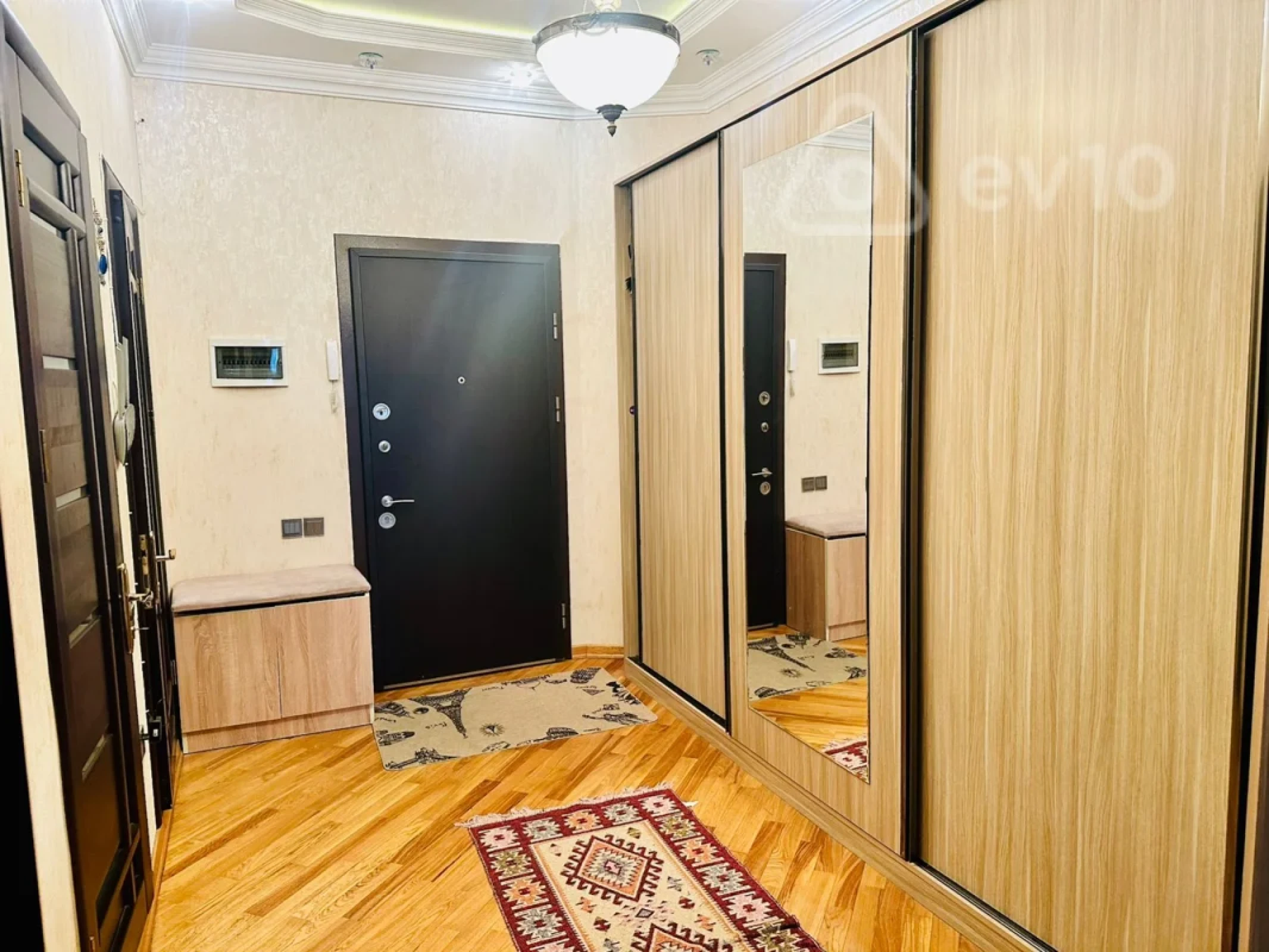 Kirayə verilir 3 otaqlı yeni tikili 123 m²