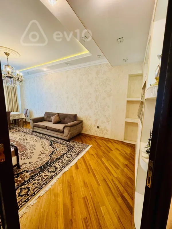 Kirayə verilir 3 otaqlı yeni tikili 123 m²
