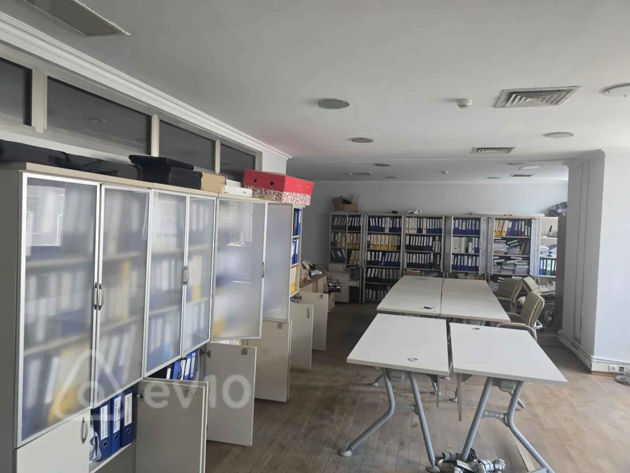 Satılır mənzil 676 m²