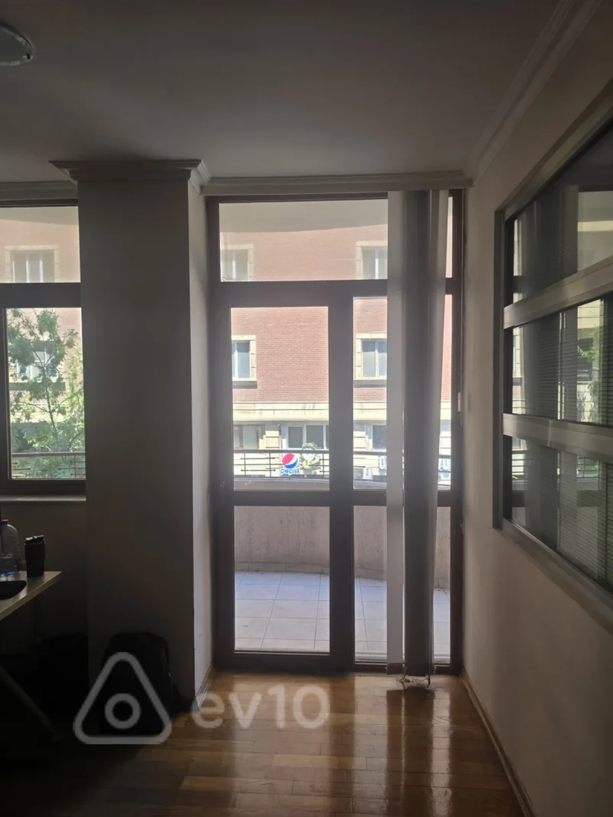 Satılır mənzil 676 m²