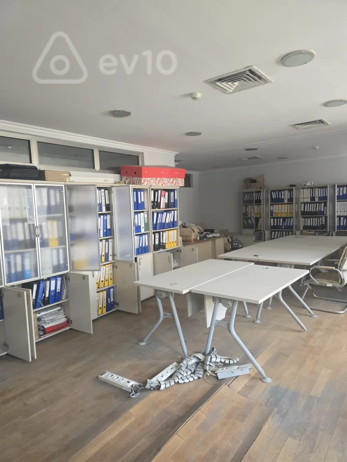 Satılır mənzil 676 m²