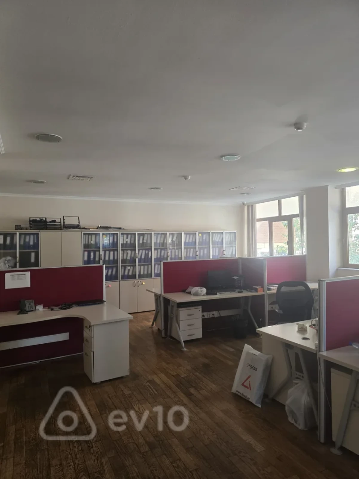 Satılır mənzil 676 m²