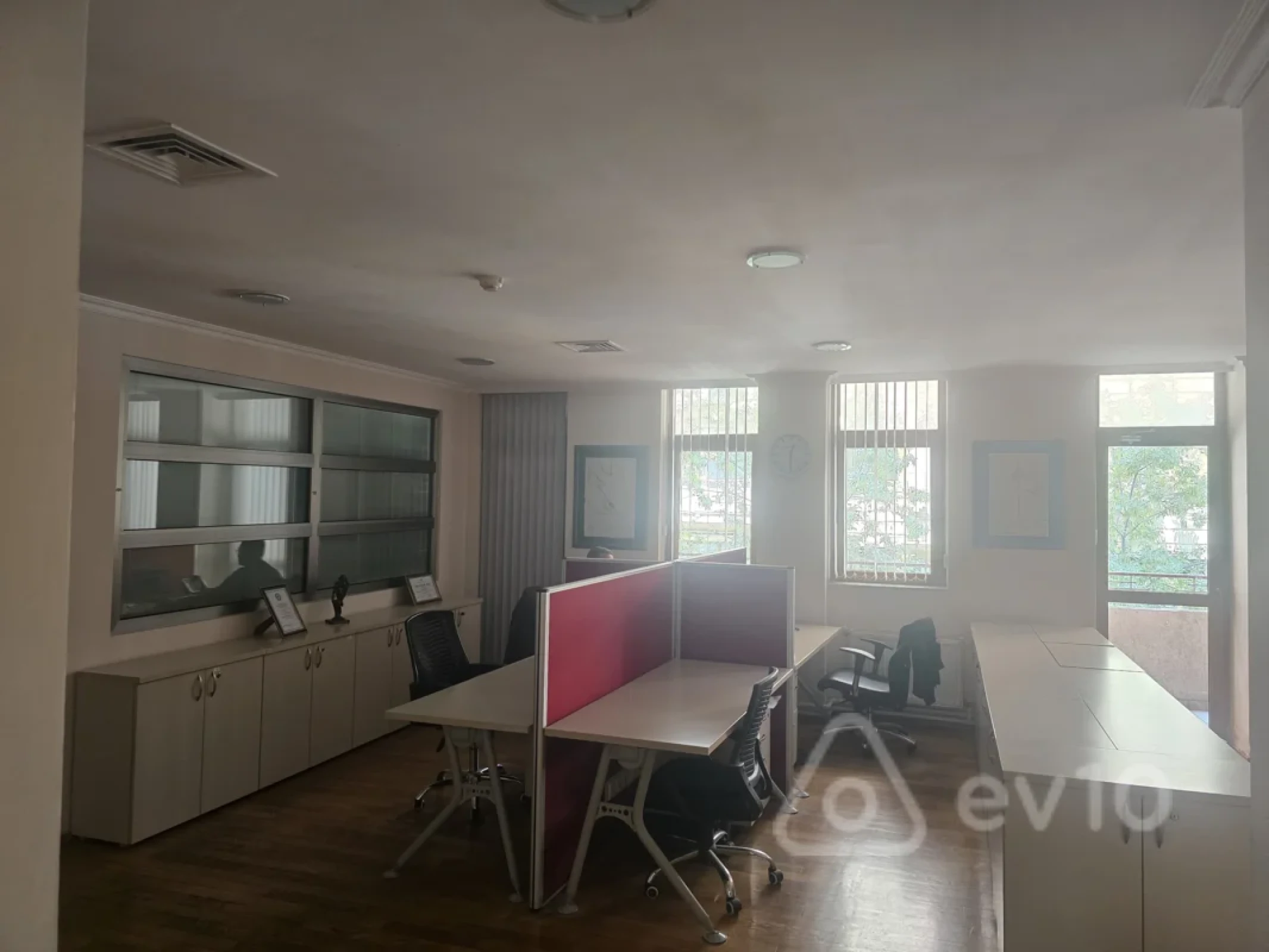 Satılır mənzil 676 m²