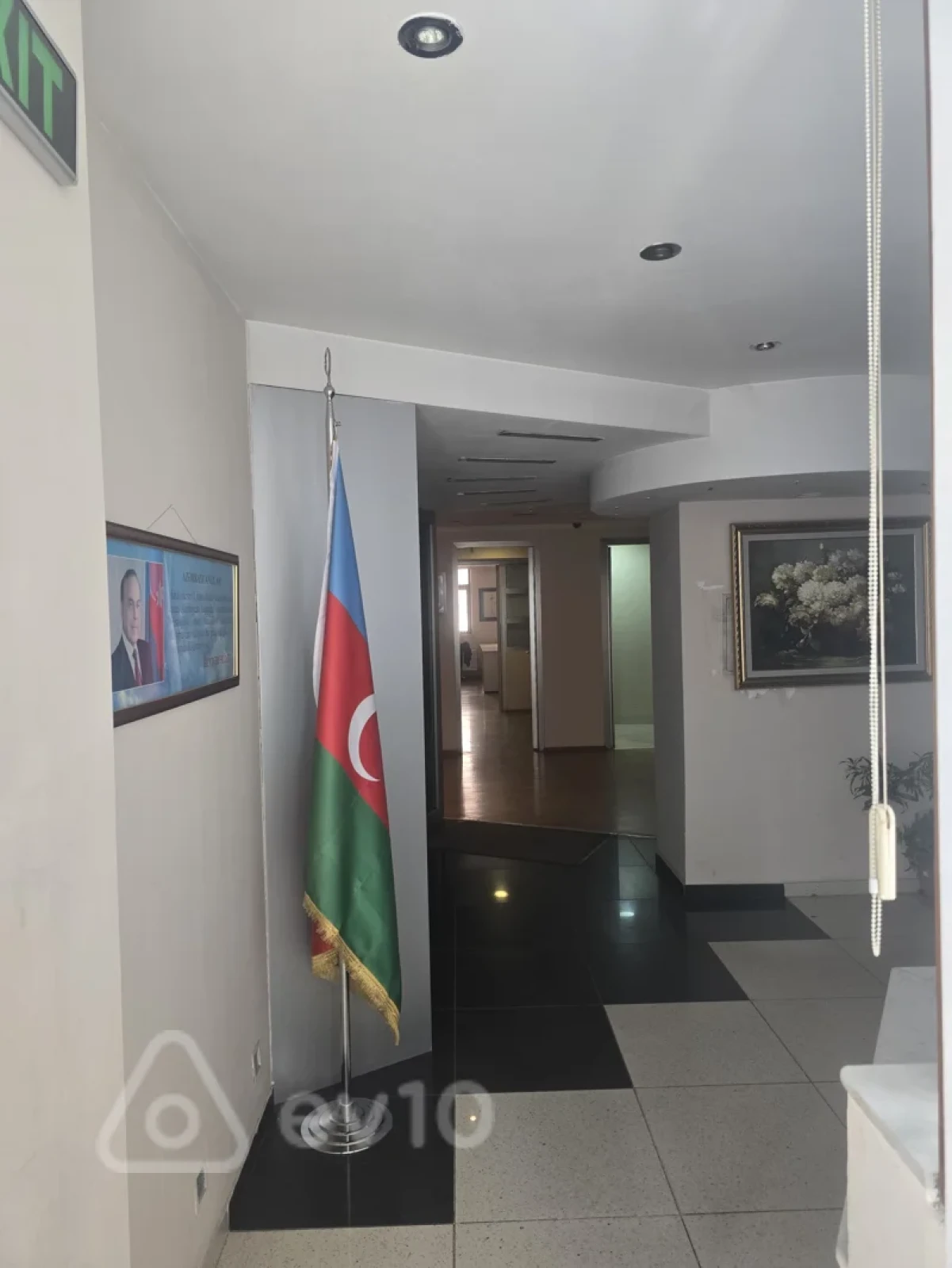 Satılır mənzil 676 m²