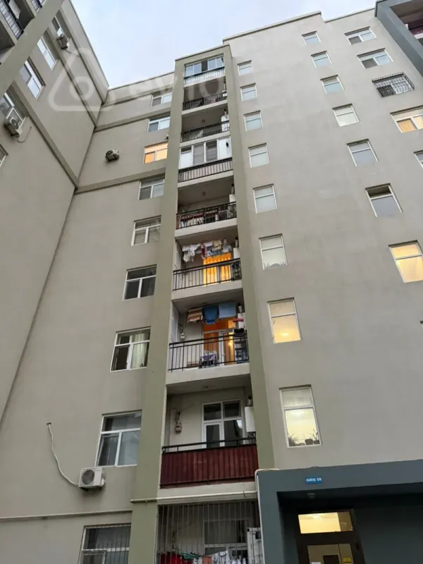 Satılır 2 otaqlı yeni tikili 60 m²