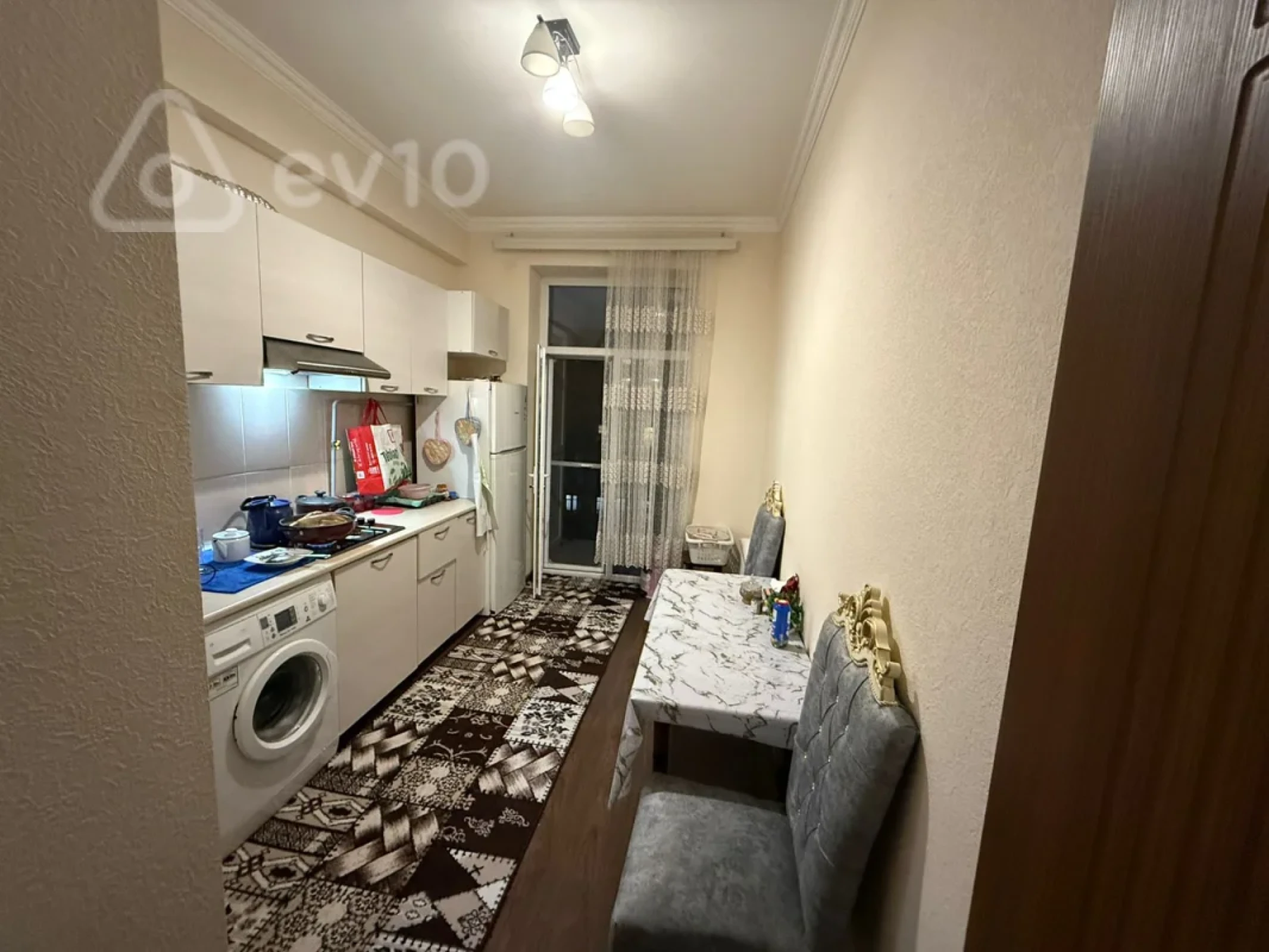 Satılır 2 otaqlı yeni tikili 60 m²