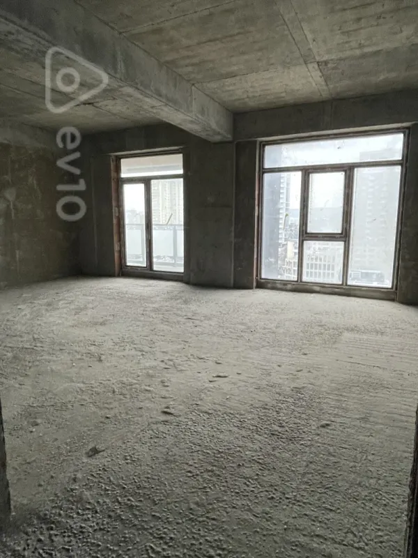 Satılır 3 otaqlı yeni tikili 186 m²
