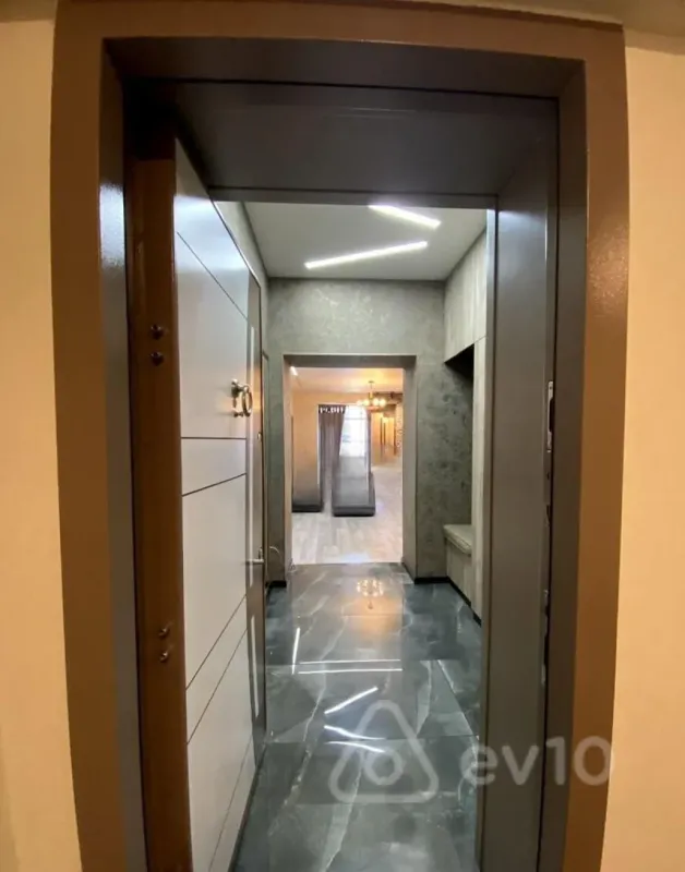 Satılır 3 otaqlı yeni tikili 109 m²