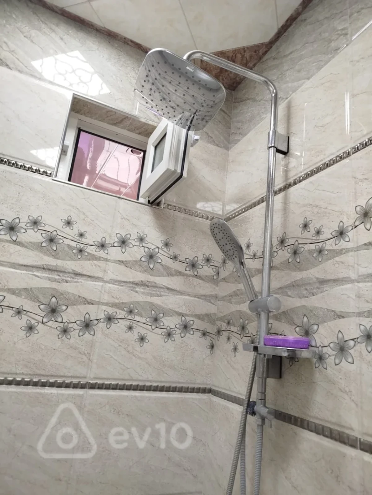 Satılır 3 otaqlı köhnə tikili 60 m²