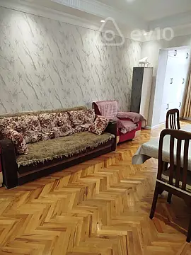 Satılır 3 otaqlı köhnə tikili 60 m²