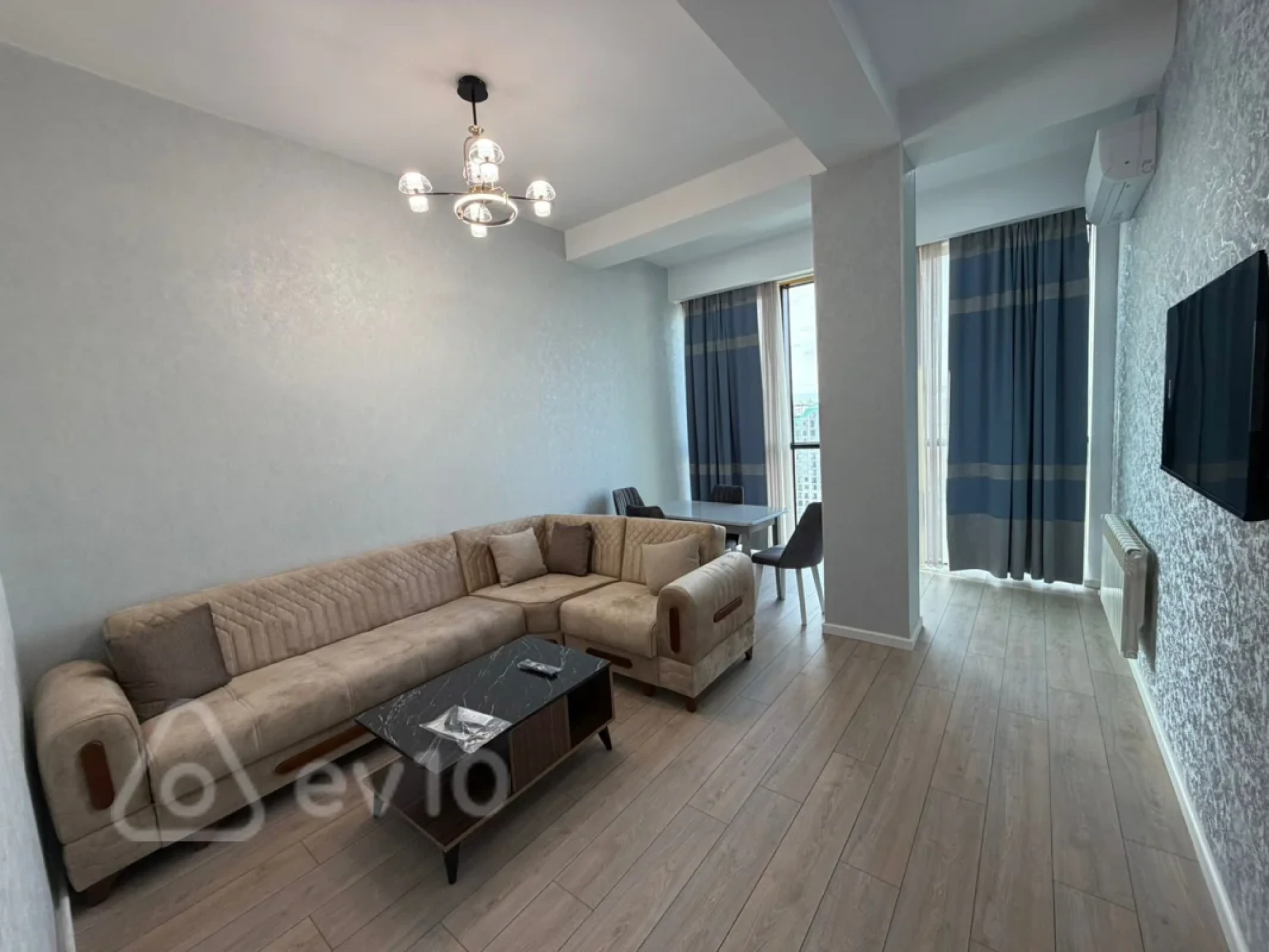 Kirayə verilir 2 otaqlı yeni tikili 62 m²