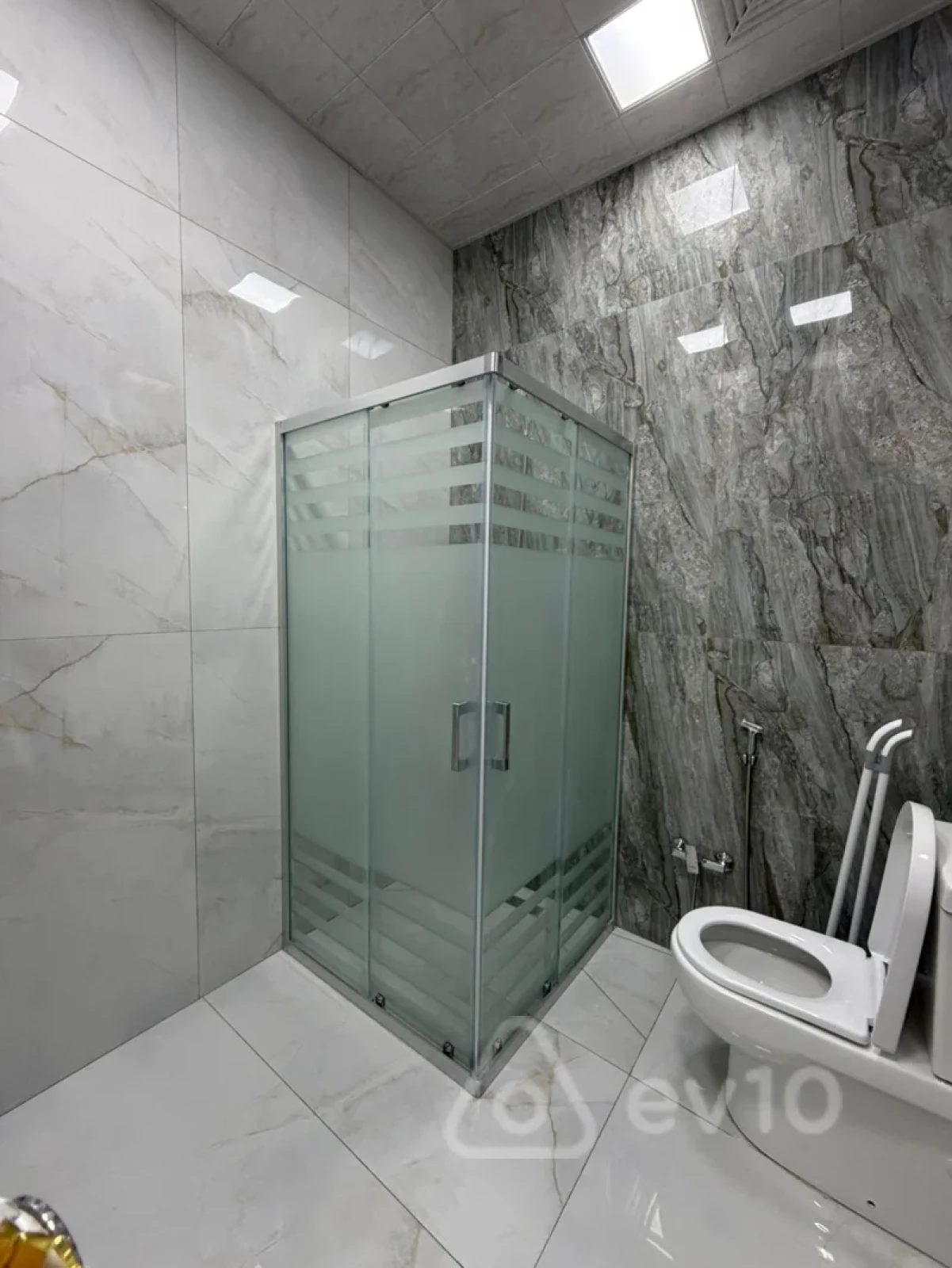 Kirayə verilir 2 otaqlı yeni tikili 62 m²