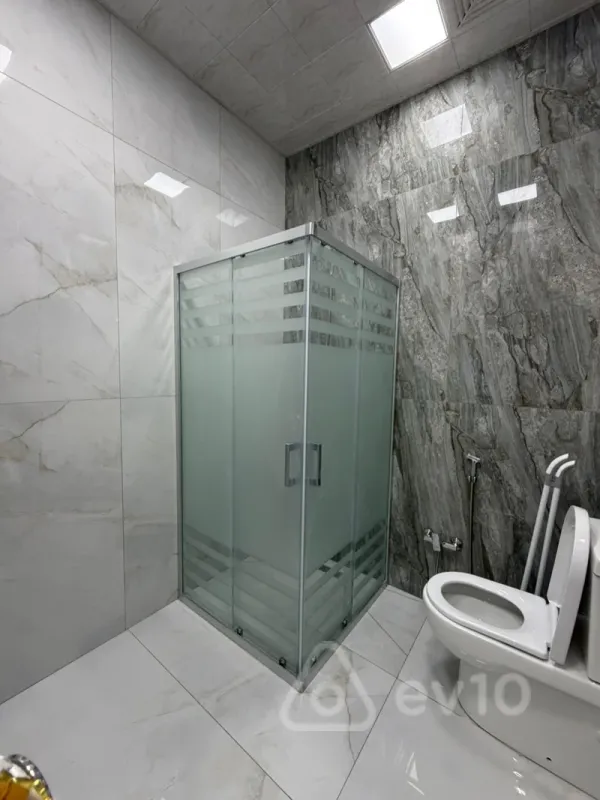 Kirayə verilir 2 otaqlı yeni tikili 62 m²