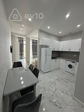 Kirayə verilir 2 otaqlı yeni tikili 62 m²