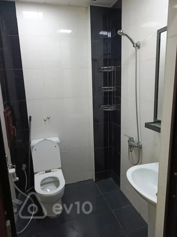 Kirayə verilir 3 otaqlı yeni tikili 82 m²