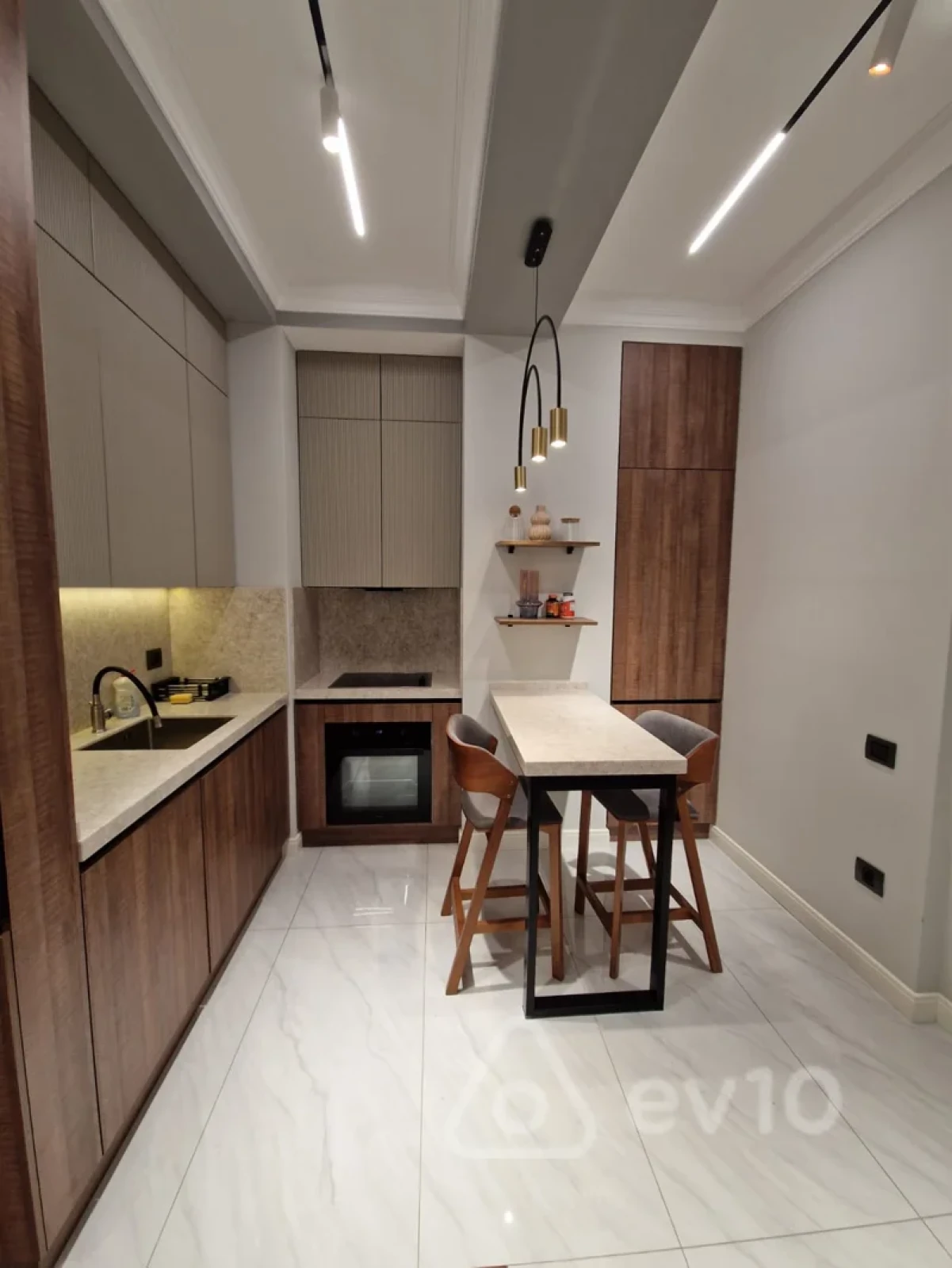Satılır 2 otaqlı yeni tikili 65 m²