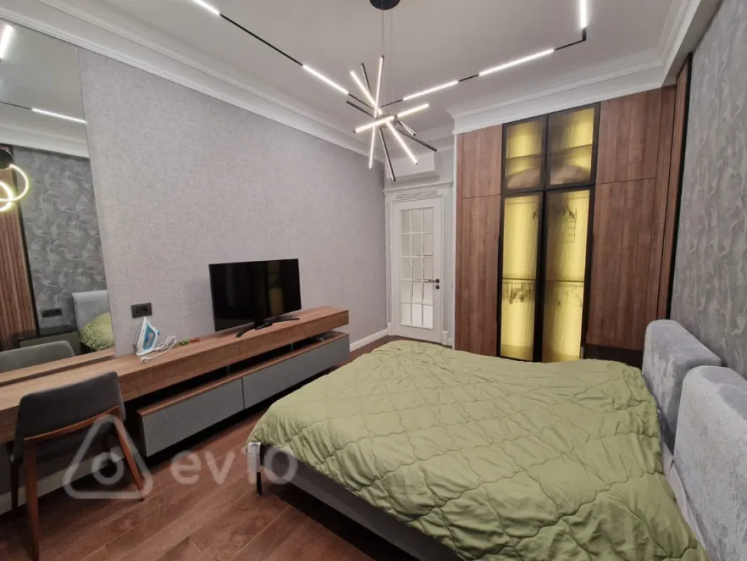 Satılır 2 otaqlı yeni tikili 65 m²