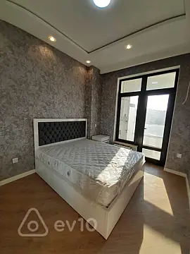 Kirayə verilir 3 otaqlı yeni tikili 70 m²